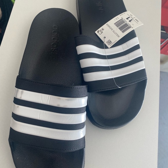 Adidas  Slide Black White Men Sports Sandals Slippers size 11 - Picture 1 of 5